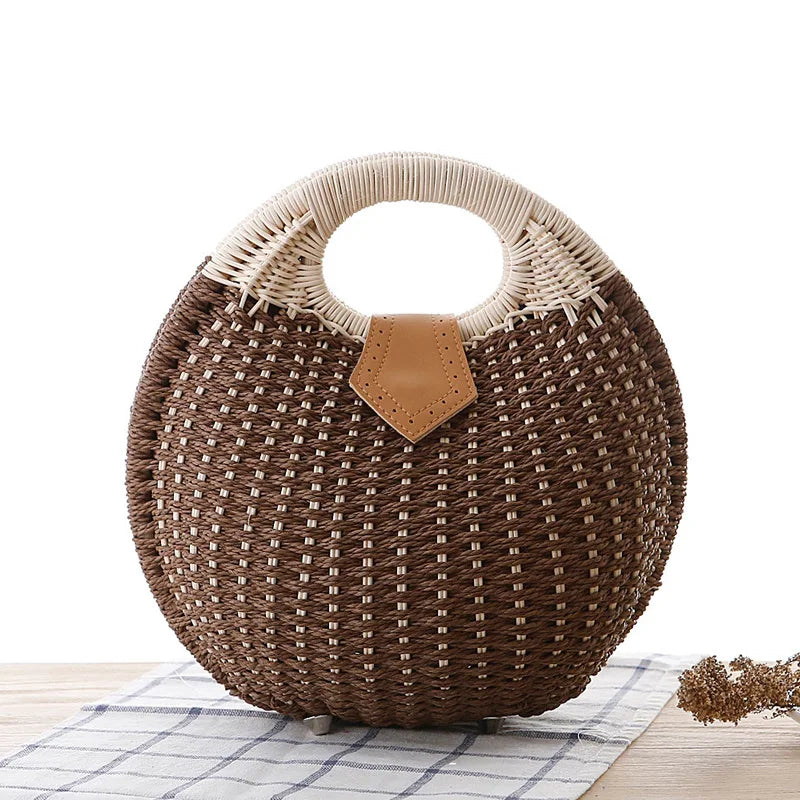 2025 Fashion Women's Shell Handbag Cute Rattan Straw Handwoven Totes Casual Simple Braided Top-handle Bag Shell Shape