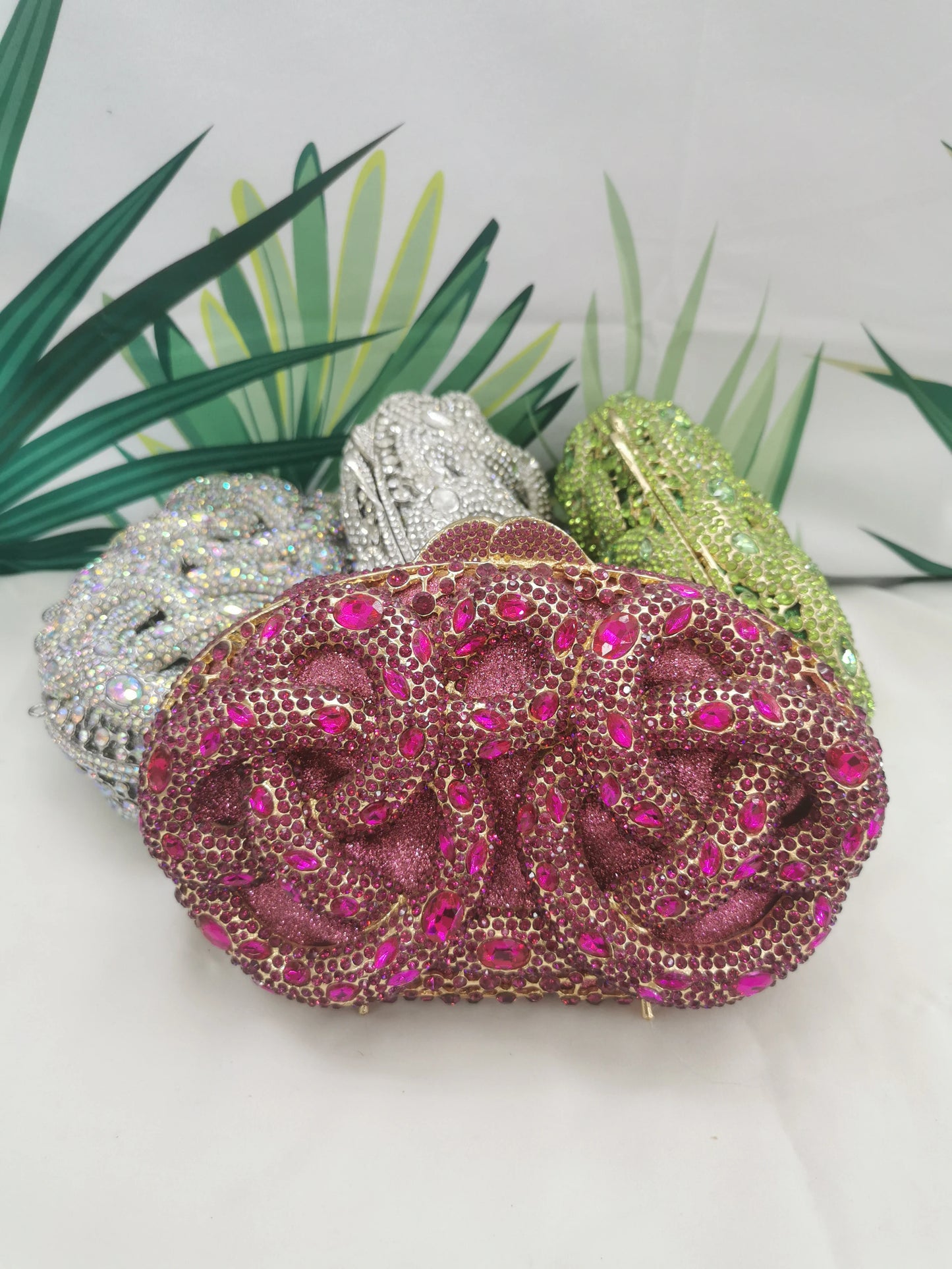 Lady Hot pink/Green/Silver Rhinestone Bags Luxury Fashion Female Diamond Crystal Clutch Elegant Gold Metal Wedding Dinner Purses