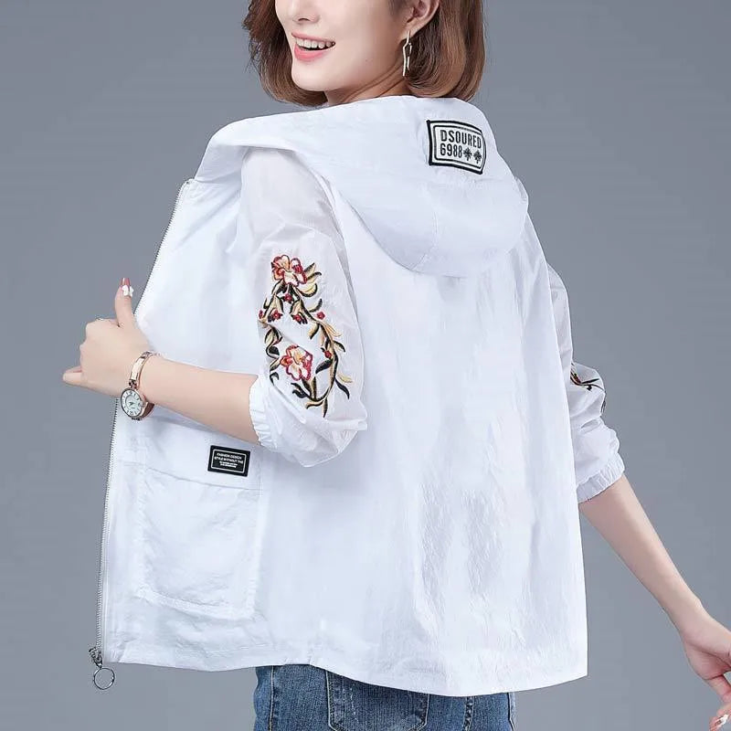 Spring Thin Short Mom Jacket Women 2025 New Breathable Sun Protection Clothing Femme Middle-Aged Mom Summer Sun Protection Shirt