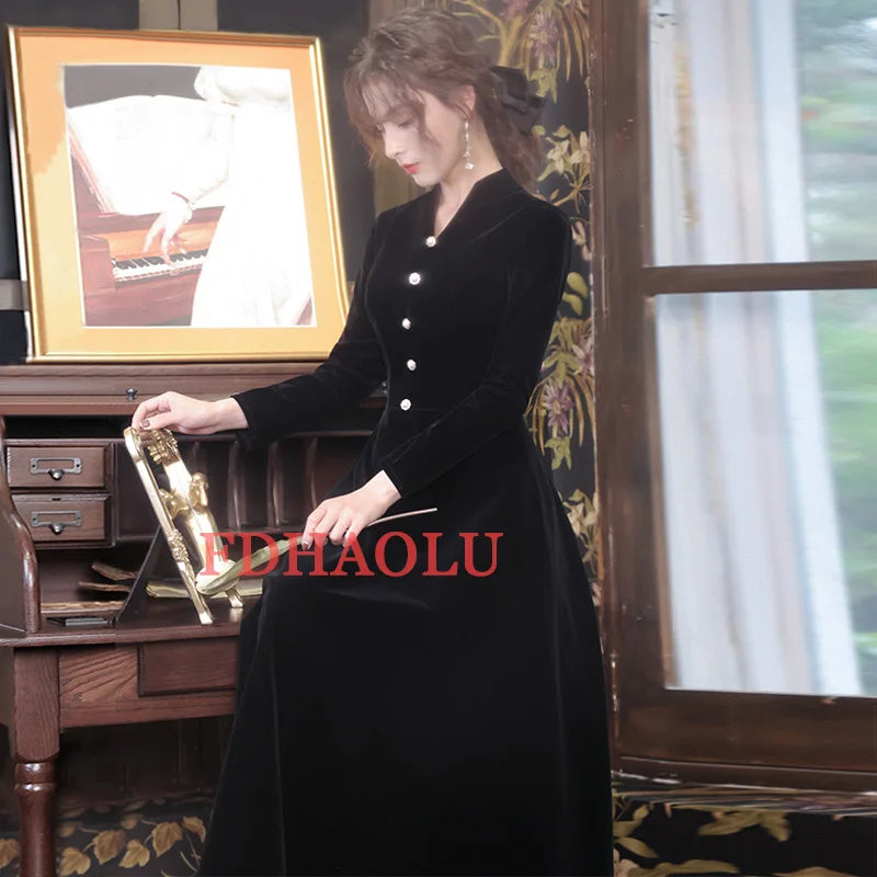 Customized Plue Size Black Velour Muslim Evening Gown V-Neck A-Line Floor Length Dress Long Sleeve Zipper Black Evening Dress