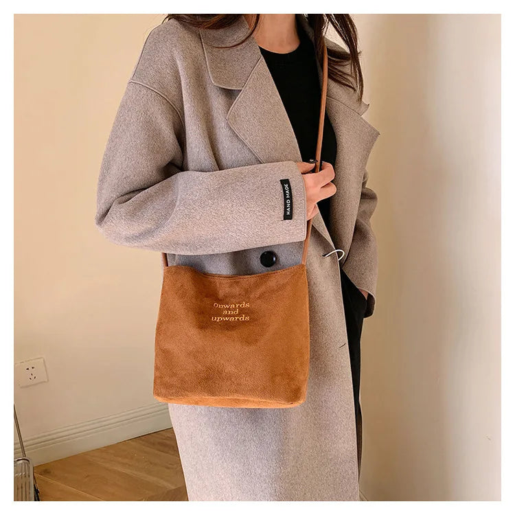 Vintage Bucket Bag for Women Suede Shoulder Handbag Versatile Shoulder Purse Underarm Bags Lightweight Shoulder Crossbody Bag