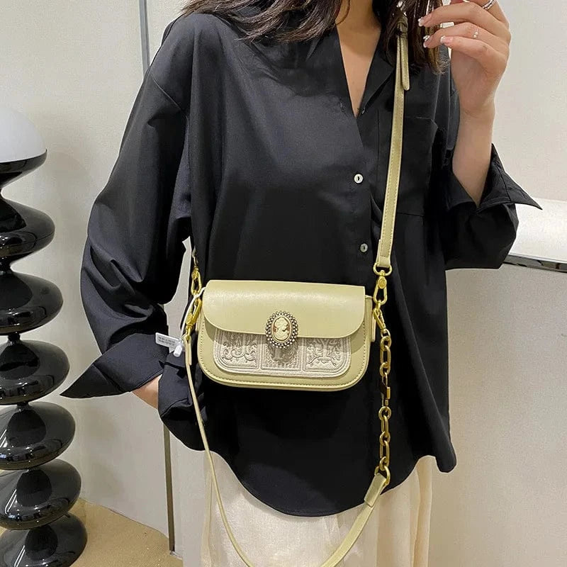 2025 Unique Chain Shoulder Strap Design with Dark Flower Pattern, Exquisite and Elegant Women's Single Shoulder Crossbody Bag