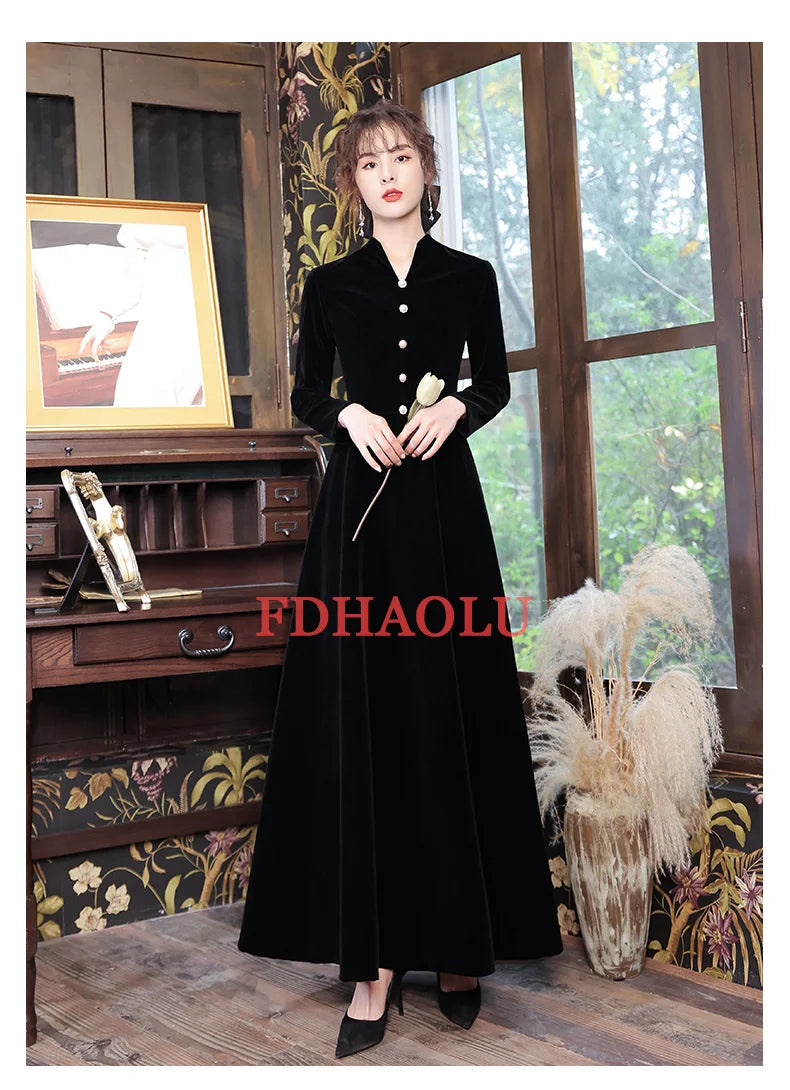 Customized Plue Size Black Velour Muslim Evening Gown V-Neck A-Line Floor Length Dress Long Sleeve Zipper Black Evening Dress