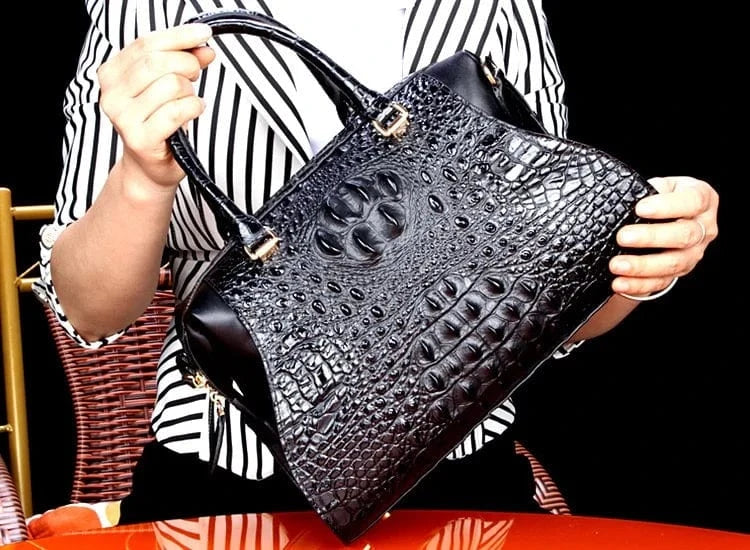New Crocodile Leather Women's Handbags Luxury Designer Lady Portable Shoulder Messenger Bag Fashion Brand Red Tote Bags 2025 New