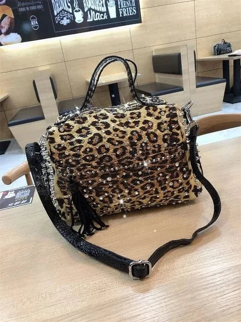 New Trend Handbags Personality Fashion Retro Leopard Rhinestone Handbag Rivet Shoulder Bag Ladies Casual Handbag Messenger Bag