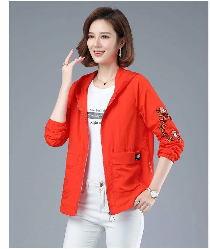 Spring Thin Short Mom Jacket Women 2025 New Breathable Sun Protection Clothing Femme Middle-Aged Mom Summer Sun Protection Shirt