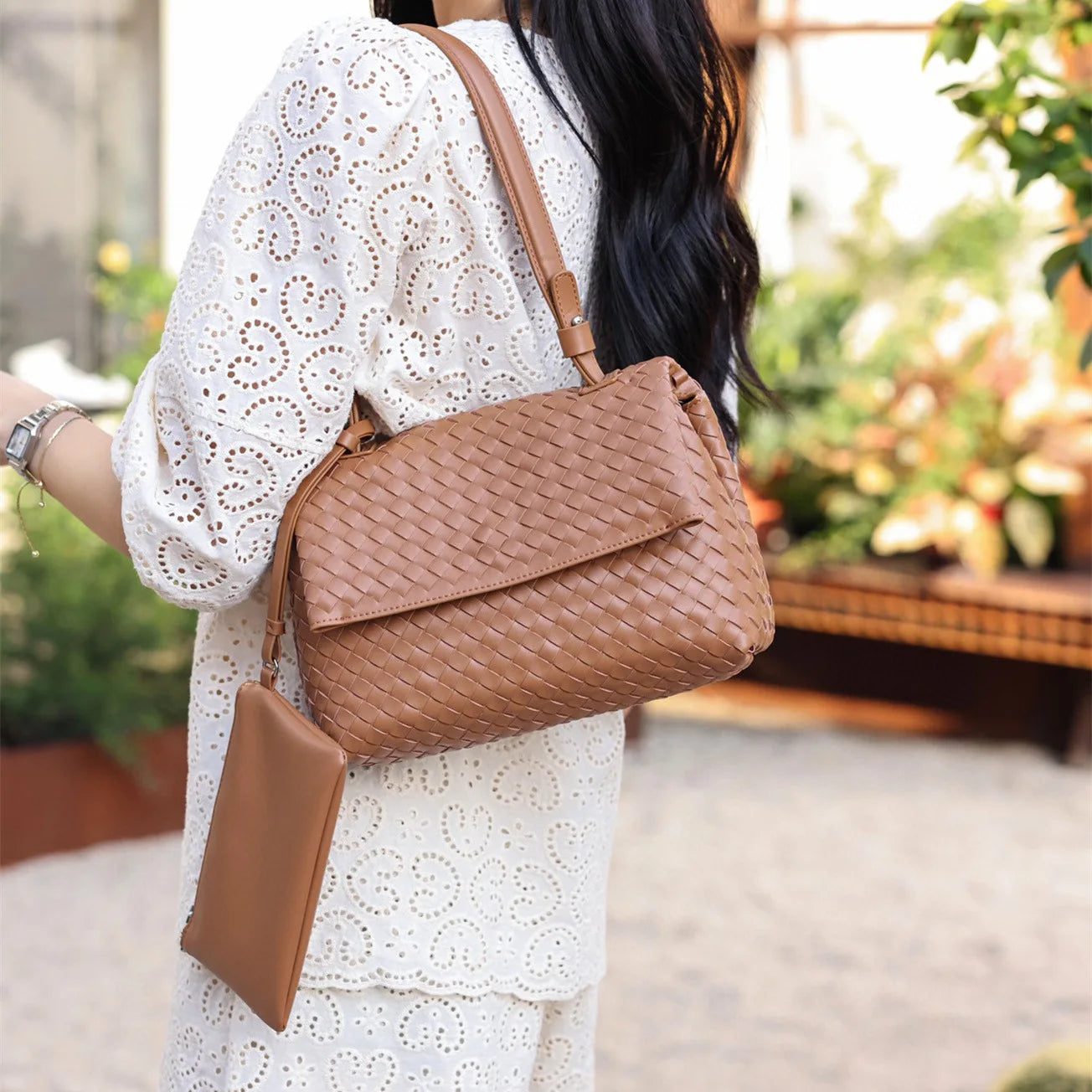 2025 New Luxury Top-grain Cowhide Genuine Leather Handmade Woven Women's Flap Bag Leather Handcrafted Handbags for Women