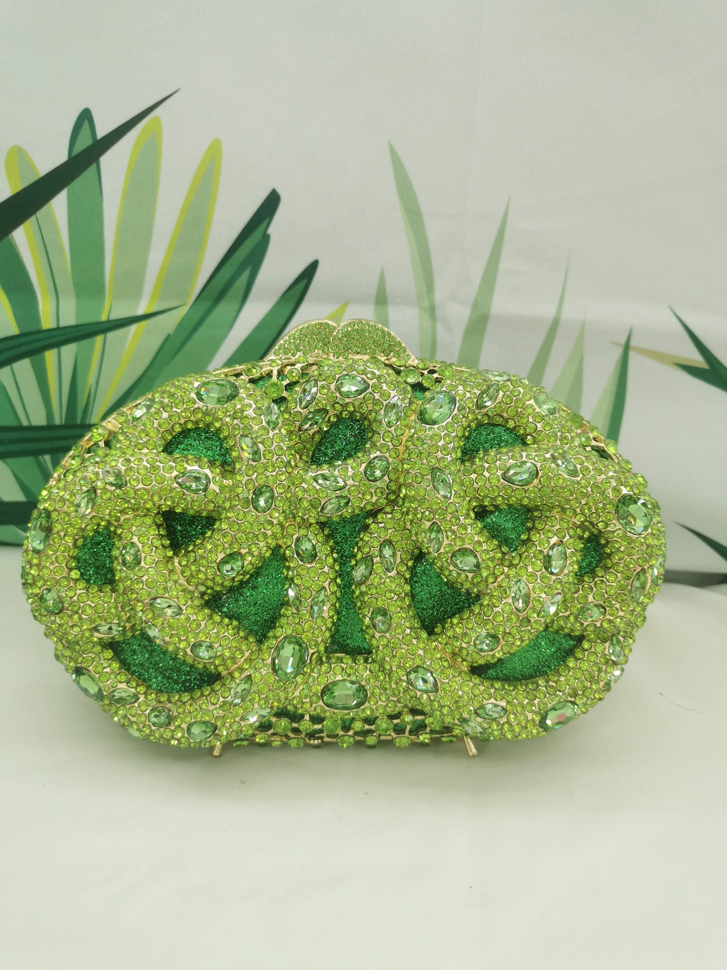 Lady Hot pink/Green/Silver Rhinestone Bags Luxury Fashion Female Diamond Crystal Clutch Elegant Gold Metal Wedding Dinner Purses