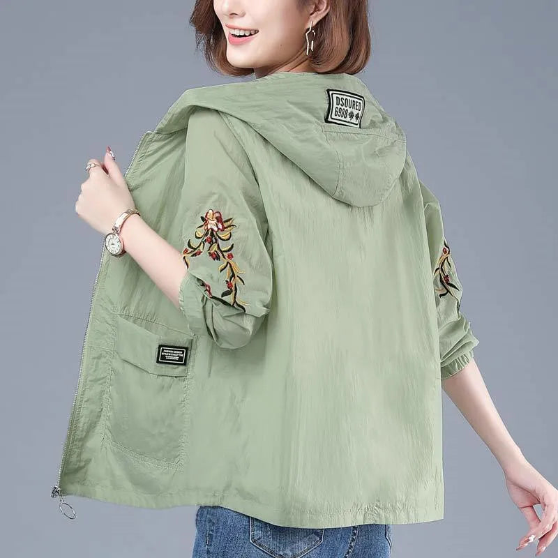 Spring Thin Short Mom Jacket Women 2025 New Breathable Sun Protection Clothing Femme Middle-Aged Mom Summer Sun Protection Shirt