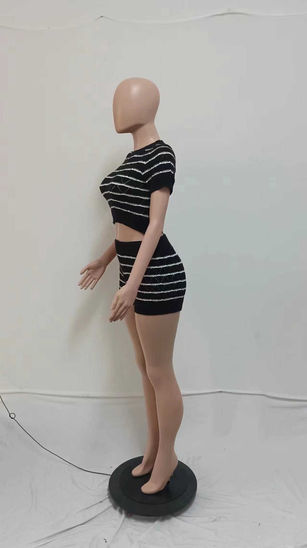 CM.YAYA Women's Set Short Sleeve Top and Shorts 2024 Summer Two 2 Piece Set Outfit Striped Knitted Ribbon Beach Tracksuit