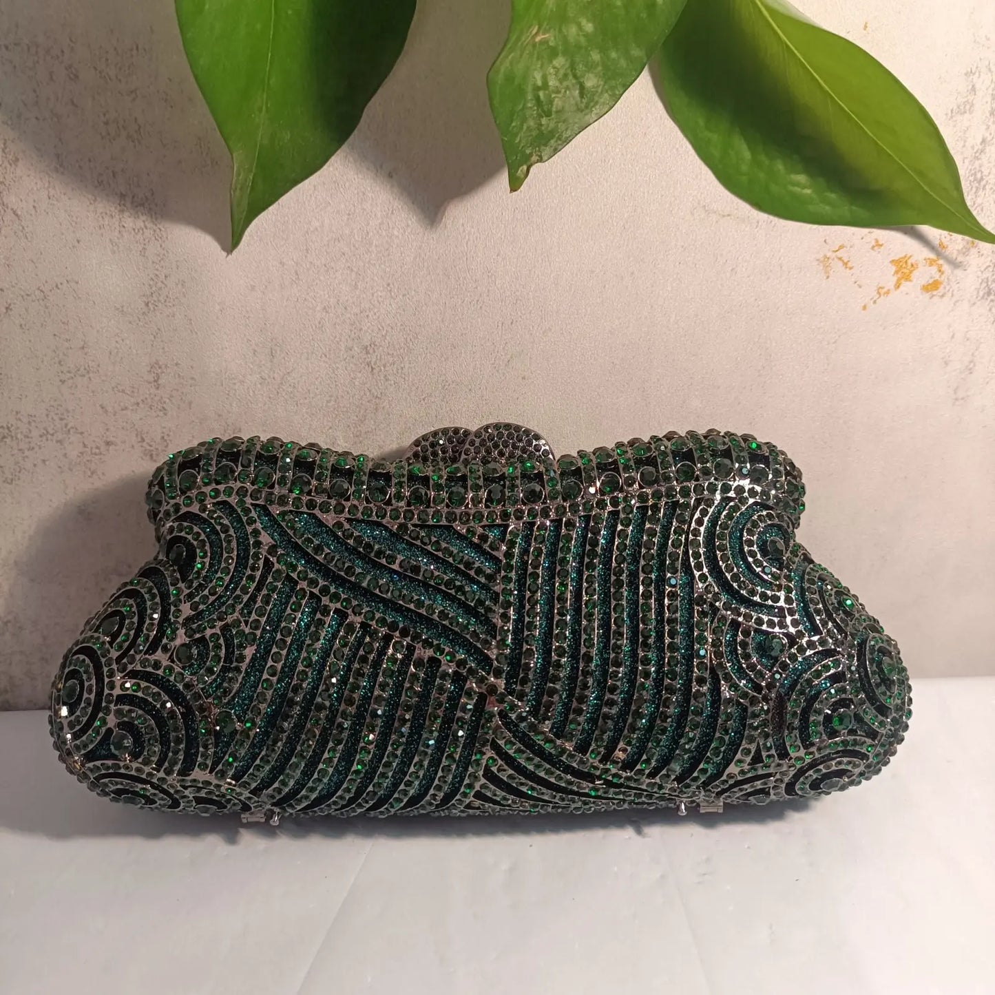 Elegant Jade Green Women Big Stones Evening Bags Crystal Metal Clutches Bags Green Wedding Party Minaudiere Purses and Handbags