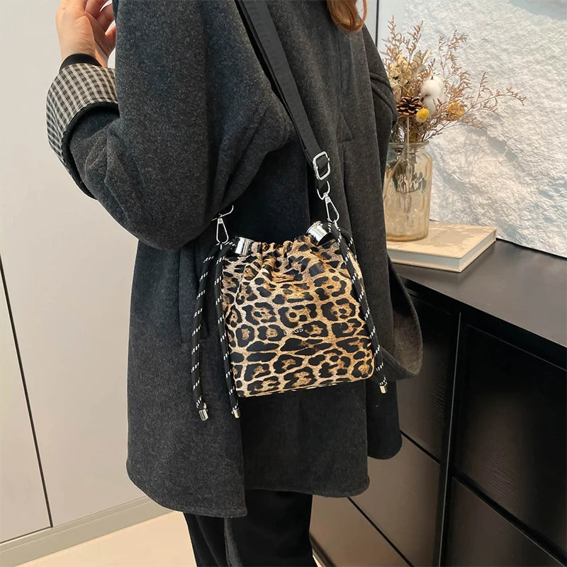 New Leopard Print Bag Fashion Cow Pattern Drawstring Bucket Bag Texture Brand Design Crossbody Bag Lady Versatile Storage Bag