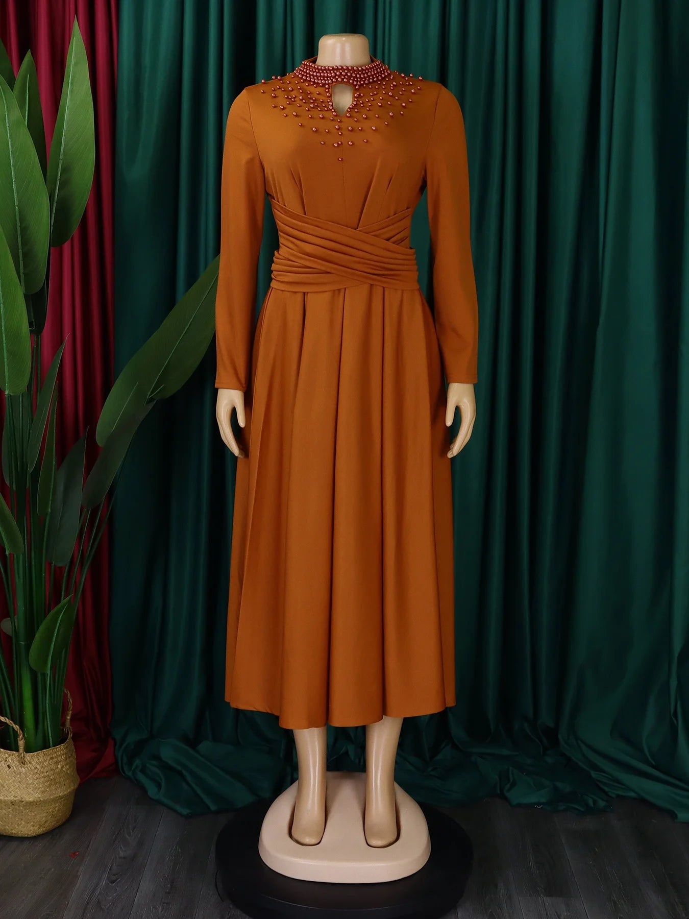 Fashionable High-collar Elegant Embroidered Large Dress Women Waist-shaping African Dress Trendy Plain Pattern Long Skirt