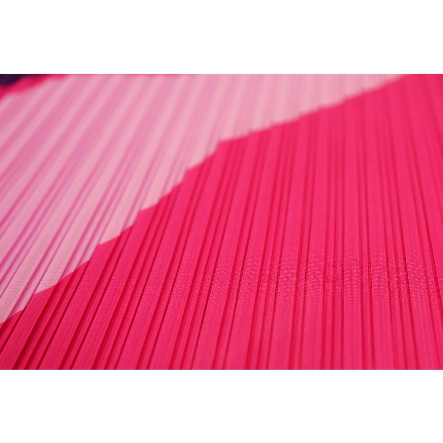 Lantern sleeve pleated dress