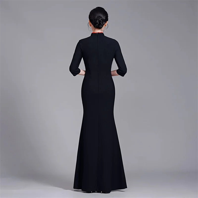 2025 Summer Women New Middle aged Elderly Dress Improved High end Non Ironing Show Elegant Slim And Long Embroide Red Dress 6XL