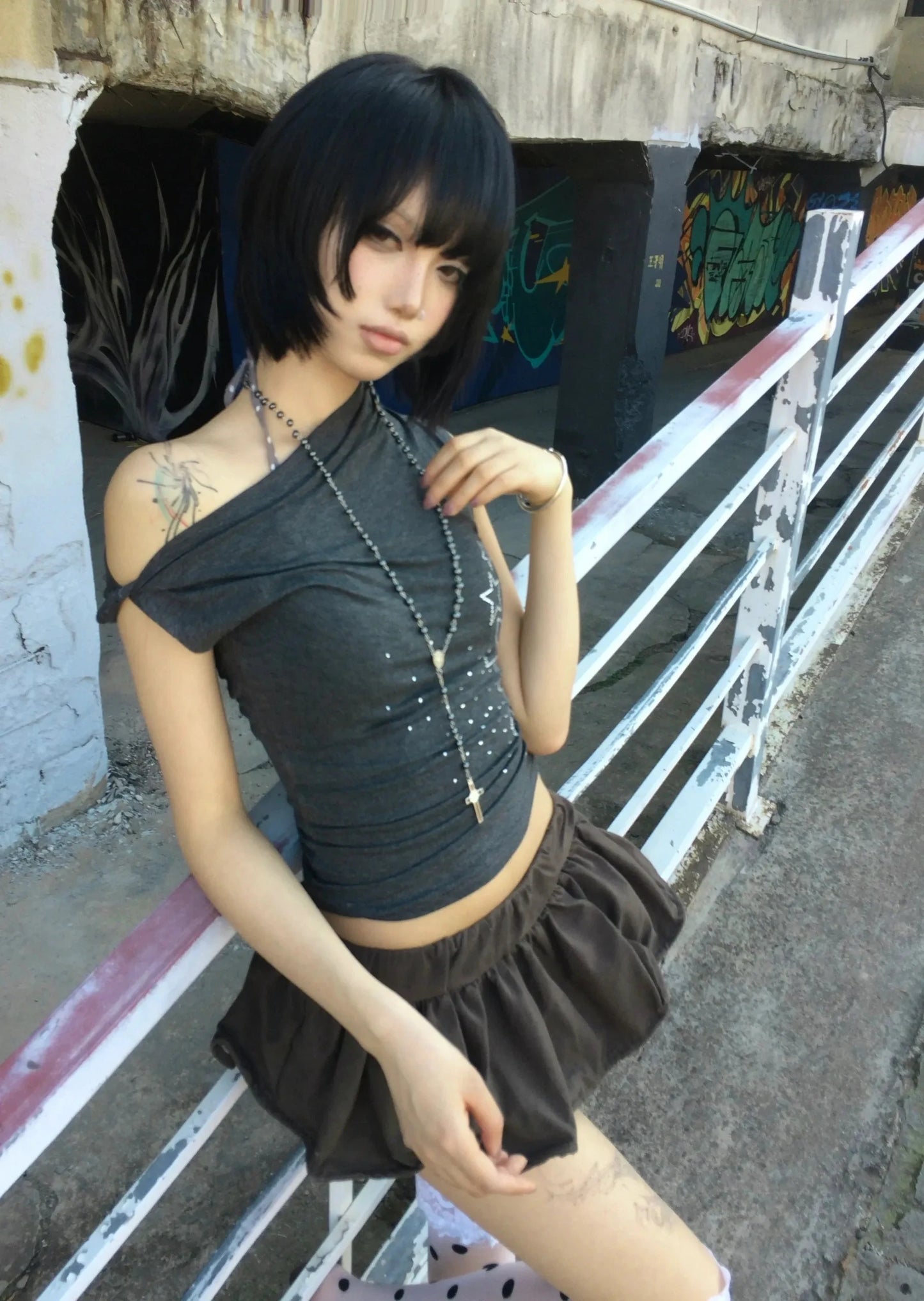 Karrram Japanese Y2k Off Shoulder T-shirt Trashy 2000s Style Rhinestones Sleeveless Top Vintage Harajuku Crop Top American Retro
