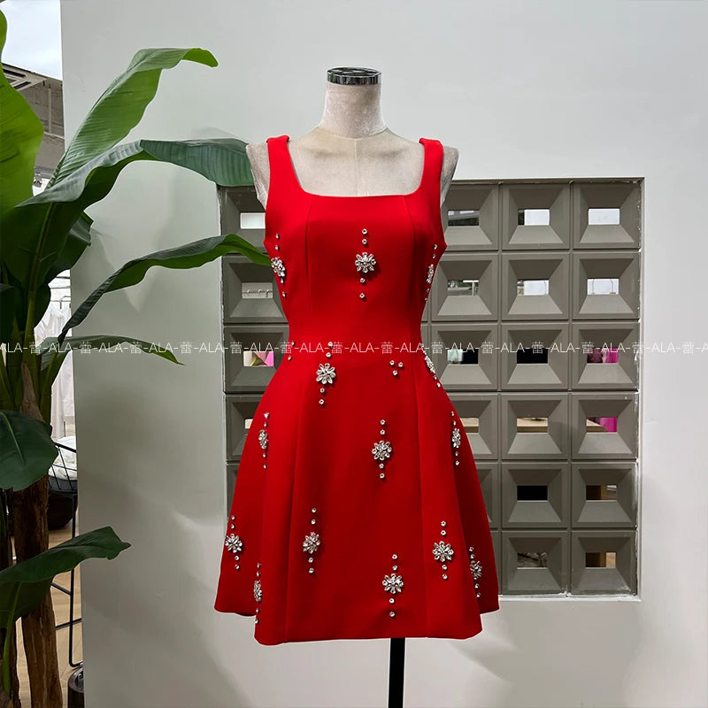 High-end Light Luxury Party Dress 2025 Summer Clothes New Heavy Industry Diamond Square Collar Waist Halter Bow Short Dress