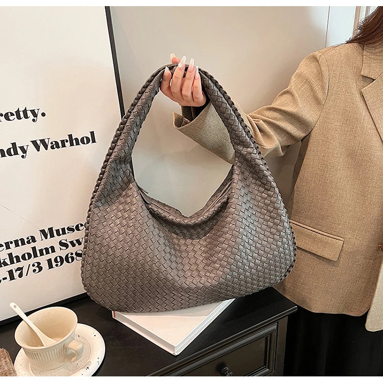 Designer Brand Hand Carry Large Capacity Women's New Fashion Dumpling Bag Casual Shoulder Bags for Women Hot Selling
