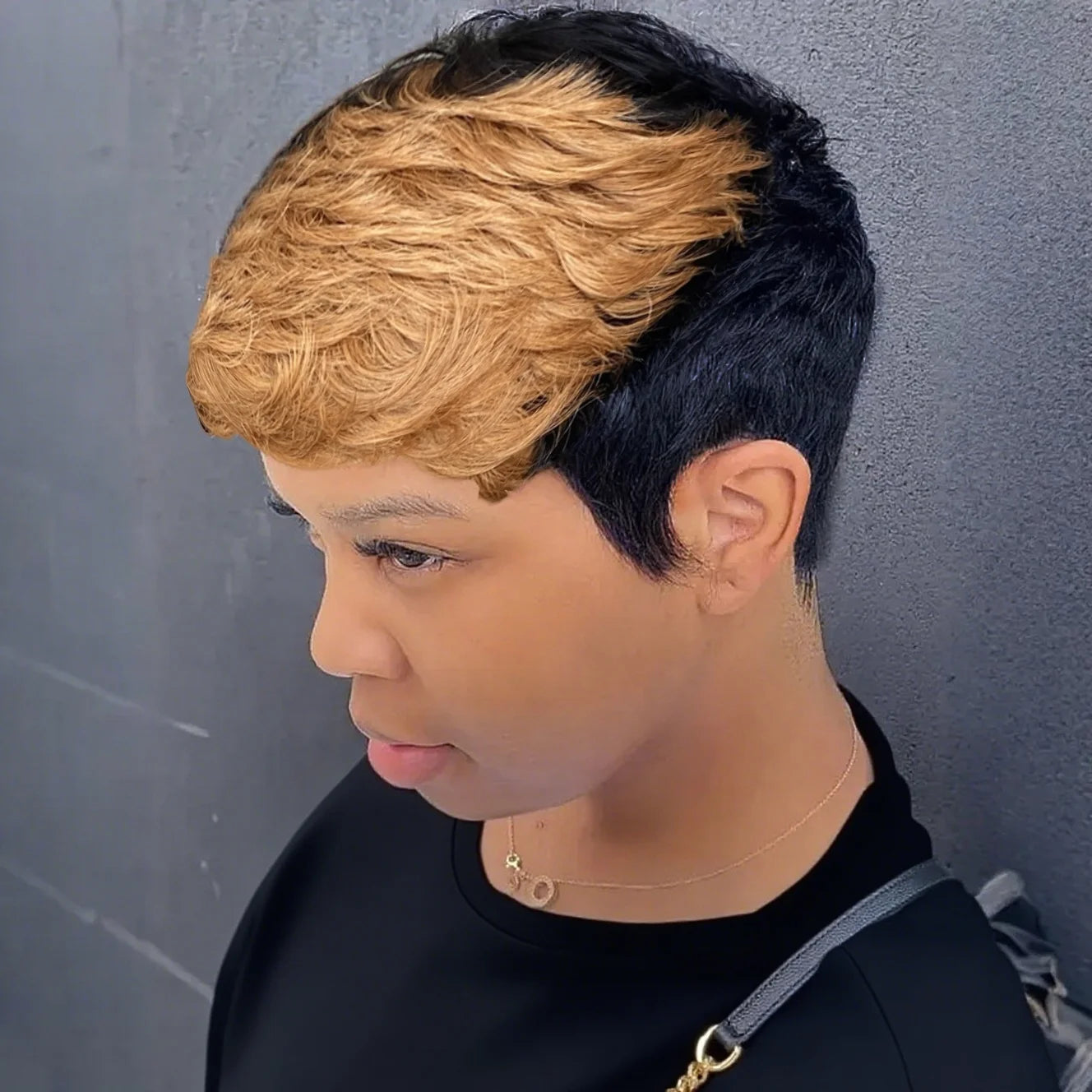 Women's Pixie Cut Wig 6 Inch Brazilian Remy Wavy Human Hair Layered Style Natural Look for full Machine wig