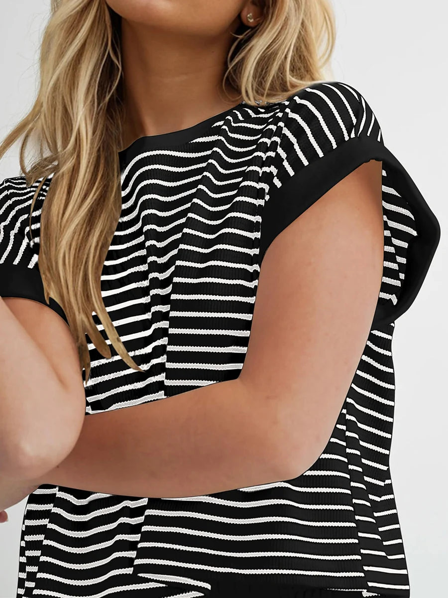 Women’s Casual 2 Piece Outfits Summer Short Sleeve Stripes Print Tops + Elastic Waist Shorts Set Loungewear for Sports Work Out