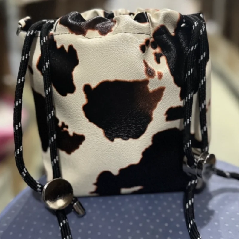 New Leopard Print Bag Fashion Cow Pattern Drawstring Bucket Bag Texture Brand Design Crossbody Bag Lady Versatile Storage Bag
