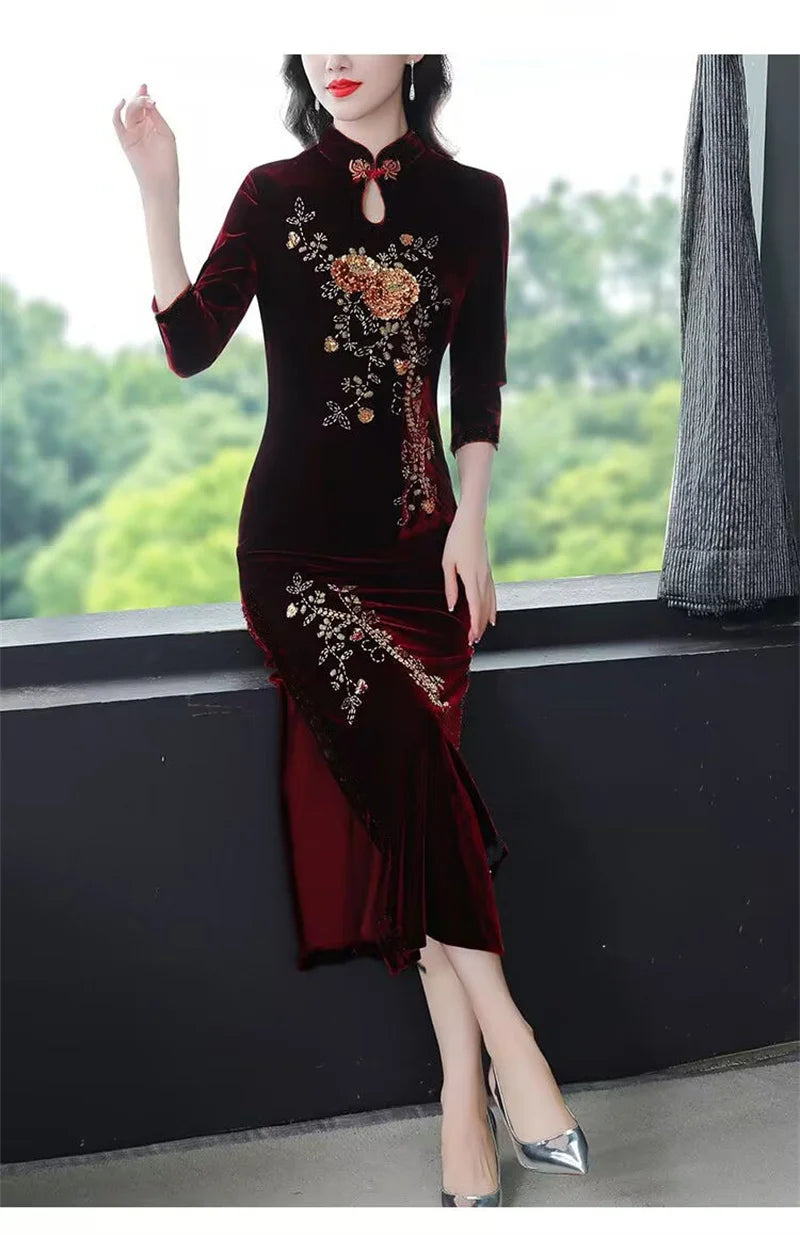 Spring Autumn Women New Embroidered Gold Velvet Cheongsam High-end Temperament Fashionable Wedding Dress Slim Bag Hip Slit Skirt