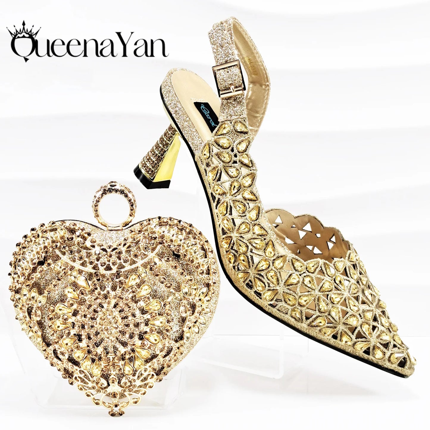 Happy Time Boutique, Exquisite Mini Bag with Pointed Toe Shoes, Sexy Stiletto High-Heeled Shoes, Small Metal Bag in Hand