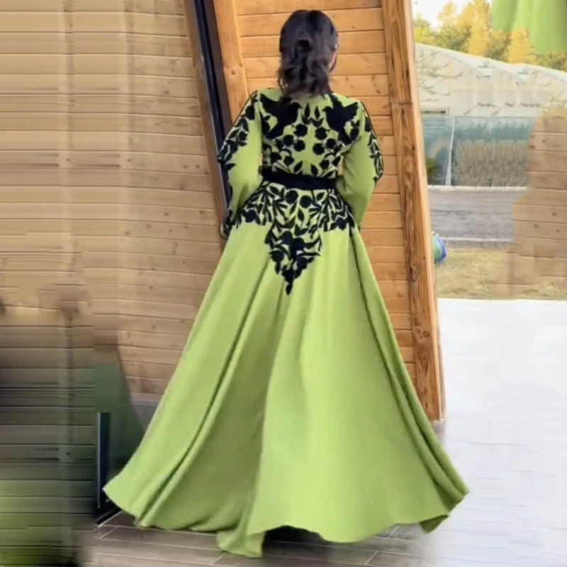 2025 New Spring Summer Muslim Robe Dress Fashion Flared Sleeves V-Neck Appliques Party Evening Maxi Dresses For Women