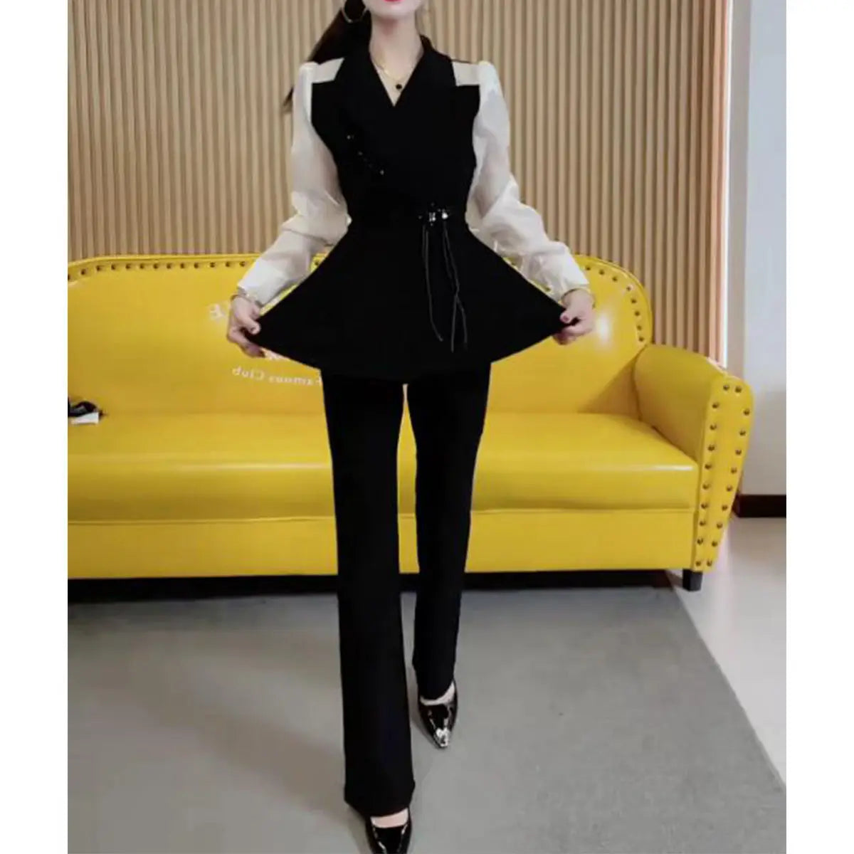 Spring 2025 New Fashion Foreign Style Suit Femininity Skinny Splicing Bubble Sleeve Top Pants Two-piece Set Lady Summer Suits