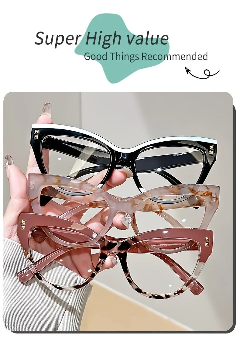 Elegant Cat Eye Reading Glasses with Metal Hinge - Minimalist Color Block Design, Fashion Presbyopic Eyewear +1.0 to +4.0