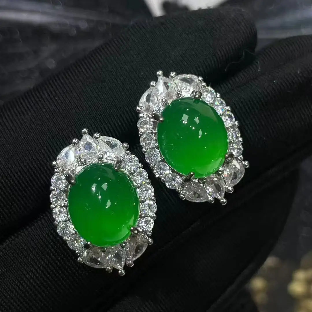 Green Chalcedony Jewelry Set With Sparkling Accents