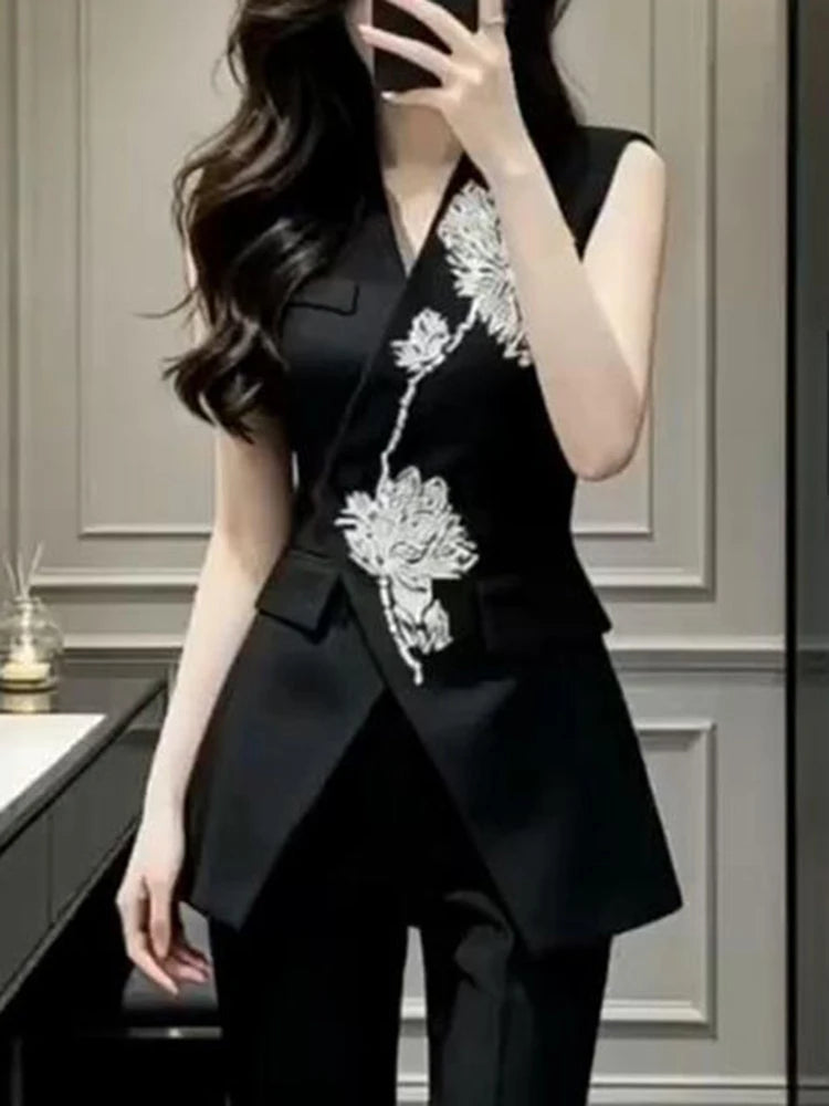 Chic Slim Diamond Detail Sleeveless Blazer for Women