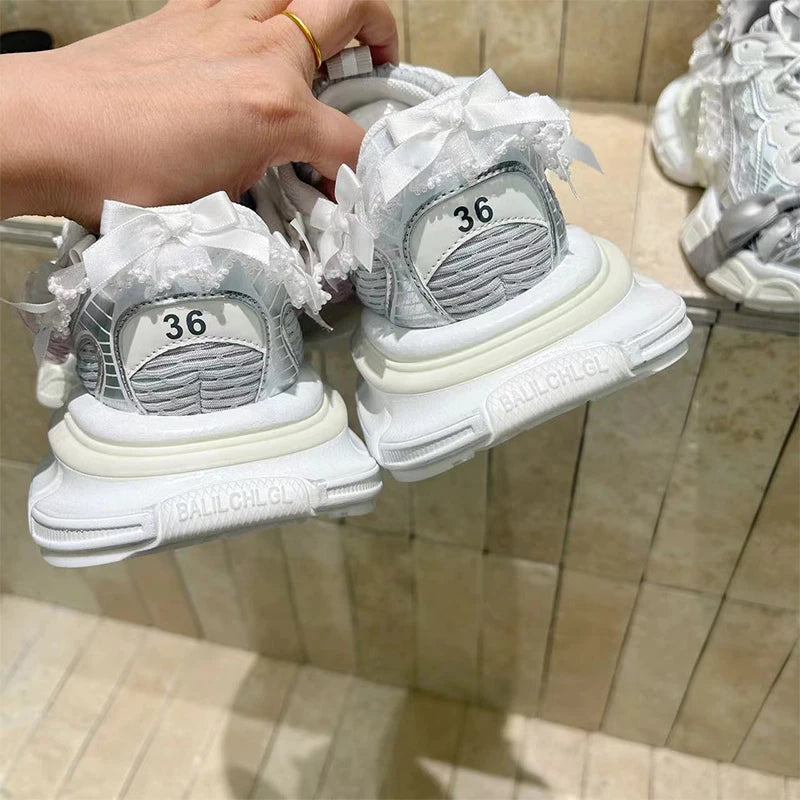 Luxury Brand Thick-soled Sports Shoes Women Bow Tie Casual Run Shoe Versatile Mesh Breathe Comfort Outdoor Large Size Women Shoe