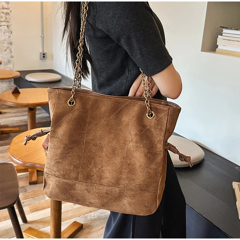 Brand Diamond-shaped Underarm Bag New Women Luxury Retro Fashion Versatile Drawstring Chain Bag Textured Hardware Shoulder Bag