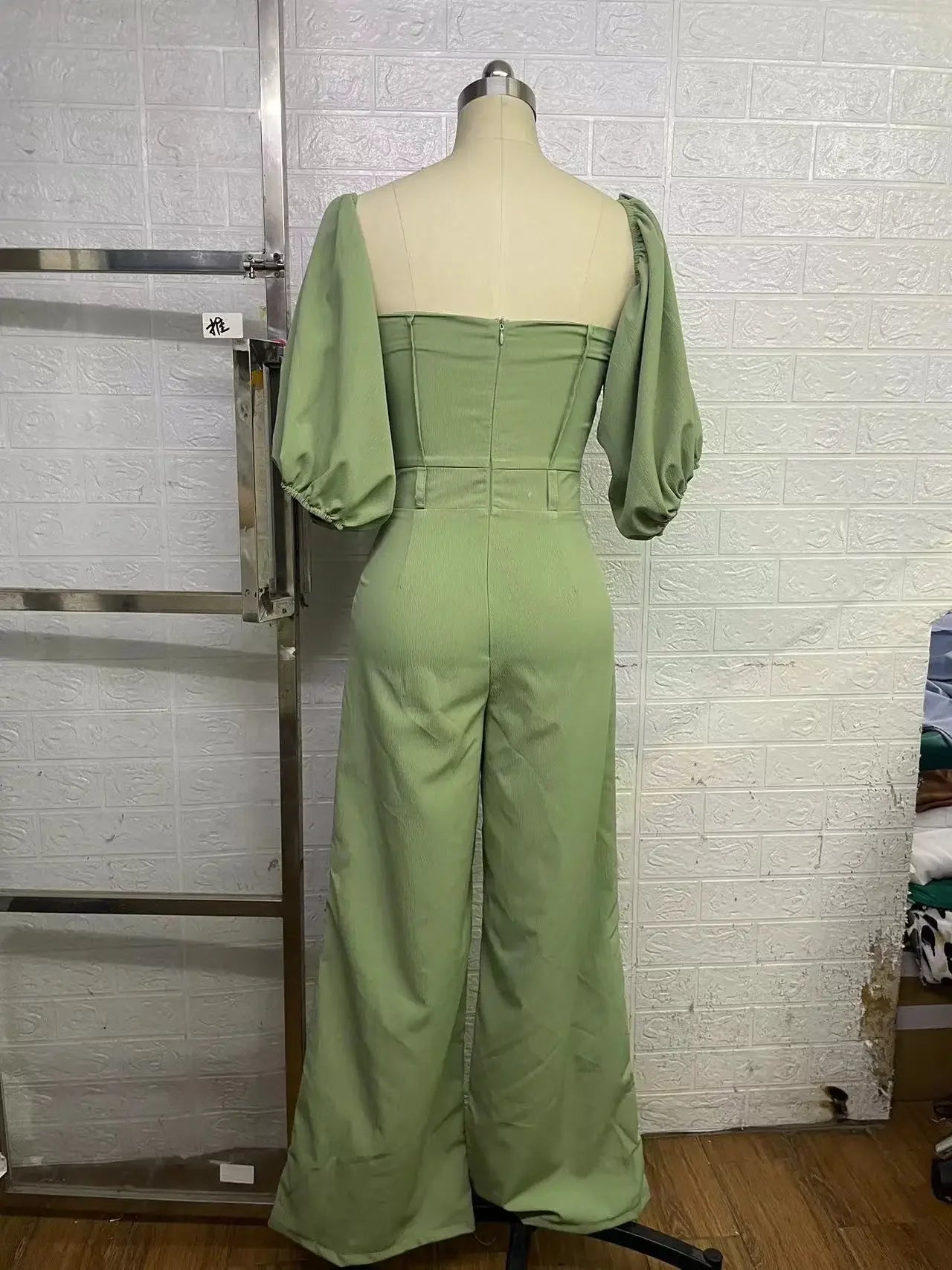 Women's Jump Suits New Elegant Square Neck Slim Fit and Waist Cinching Temperament Straight Leg Jumpsuit for Female 2024 Summer