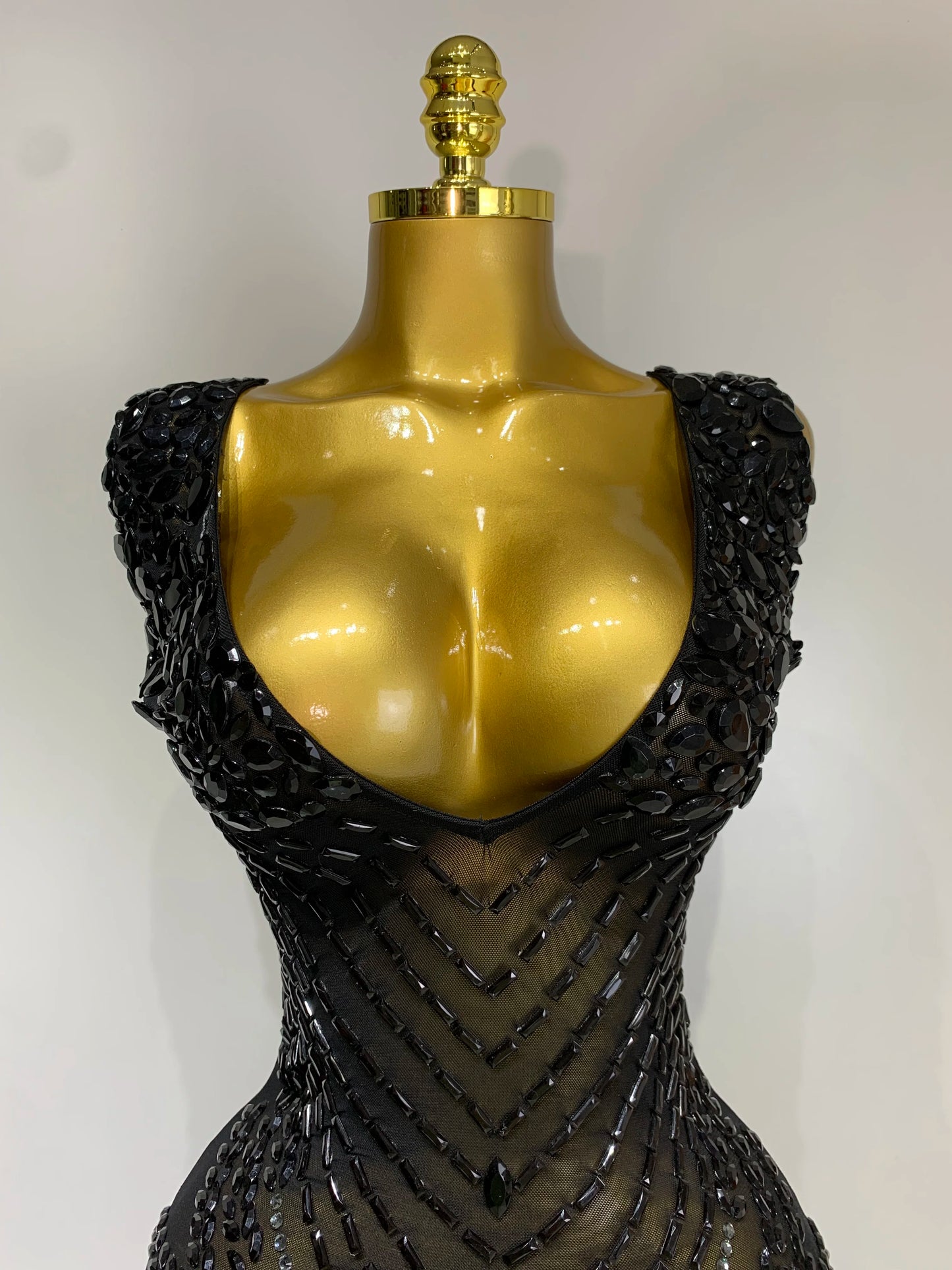 Sparkly Rhinestone Mesh See Through V Neck Dress Women Sexy Performance Stage Costume Evening Party Club Luxury Birthday Outfit