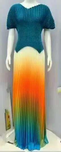 CM.YAYA Gradient Women's Set Short Sleeve V-neck Tops and Pleated Long Skirts Suit Street Two 2 Piece Dress Set African Outfits