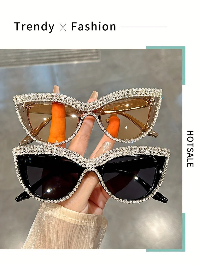 Luxury Cat Eye fashion fashion glasses for men and women glittering green stone club party favorite decorative glasses