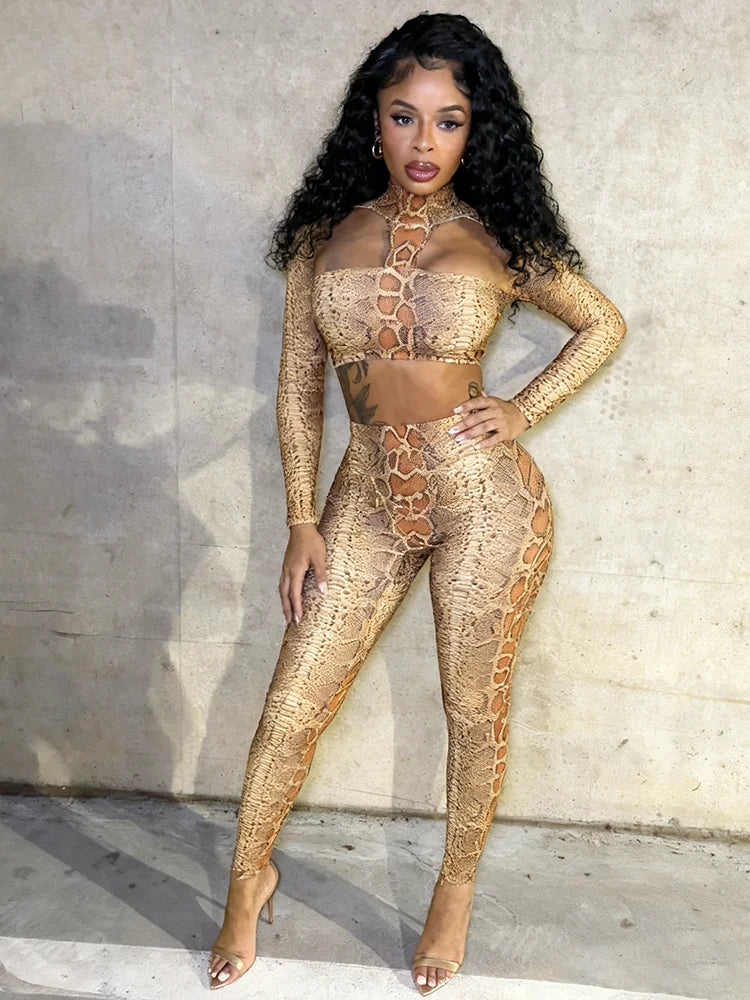Snake Print Backless Crop Top and Leggings Two-Piece Set for Women
