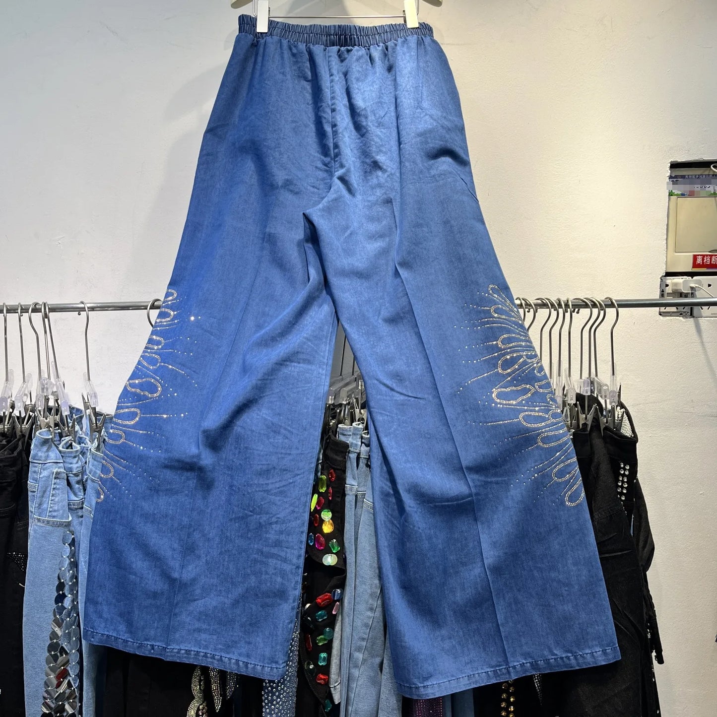 Heavy Industry Hot Diamond Temperament Pants Set 2025 Summer New Fashion Loose Shirt Top Wide Leg Pants Women's Two-piece Set