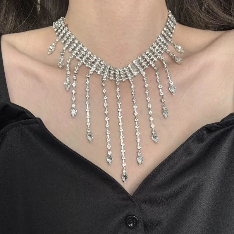 Luxury Crystal Exaggerated Water Droplet Tassel Necklace Women's Fashion Collarbone Chain