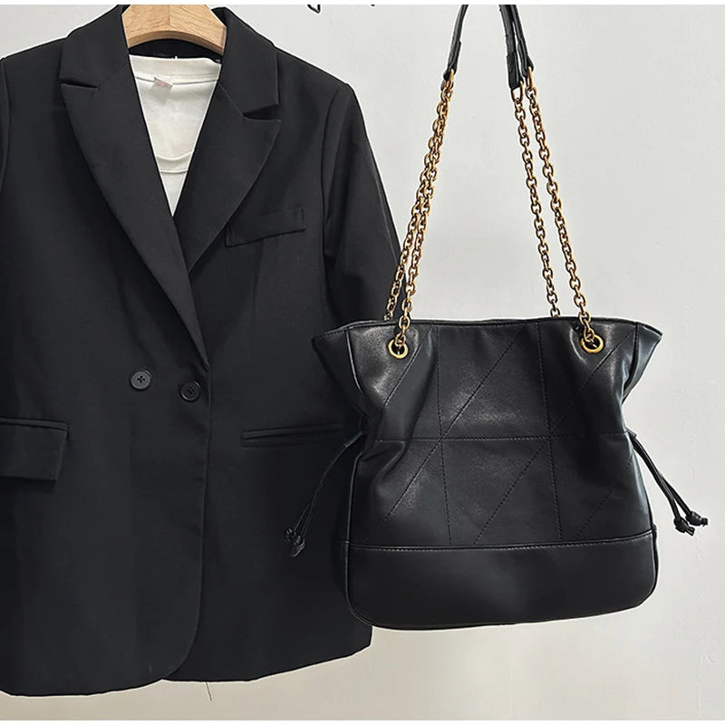 Brand Diamond-shaped Underarm Bag New Women Luxury Retro Fashion Versatile Drawstring Chain Bag Textured Hardware Shoulder Bag