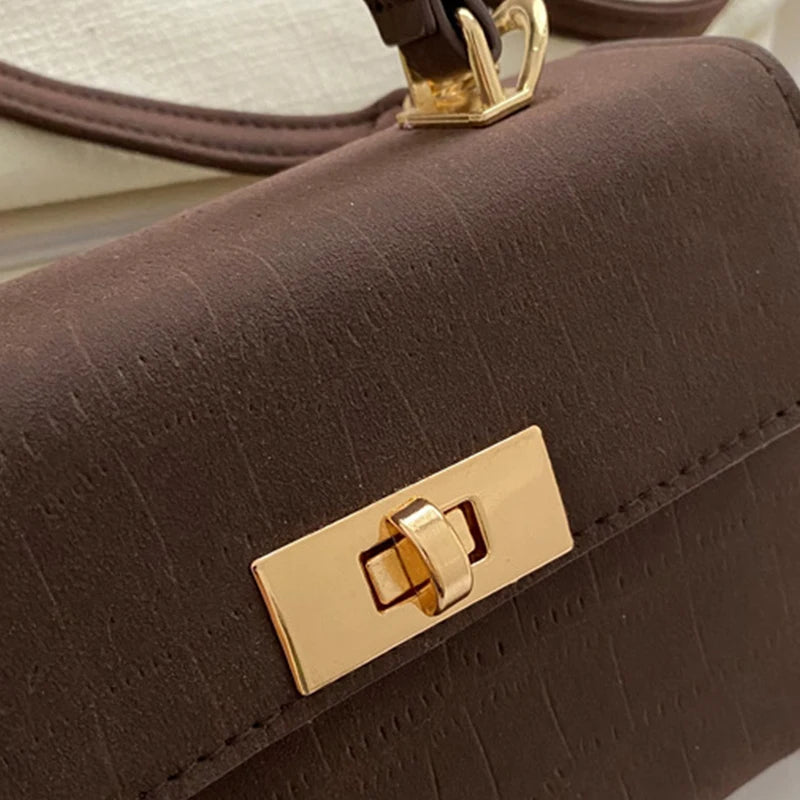 Luxury Fashion Small Square Bag Brand Design Advanced Leather Lock Simple Commuting Solid Color Texture Handbag Messenger Bag