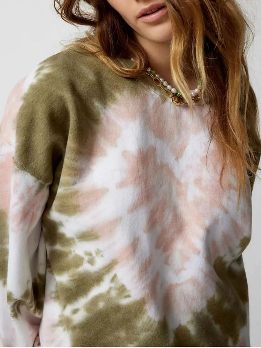 Women's Spring and Autumn Loose Heart Tie Dye Round Neck Sweatshirt Long Sleeve Heart Tie Dye Printed Round Neck Sweatshirt