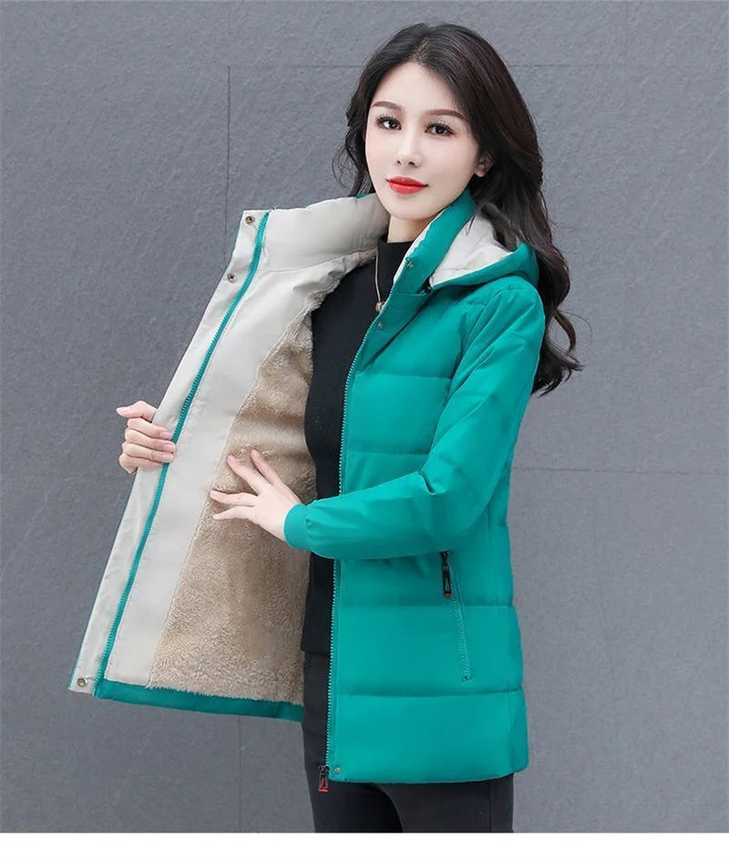 Detachable Hooded Parka Windproof jacket Female's winter jacket plush and Thickened High-End Women's Short Cotton Coat Patchwork