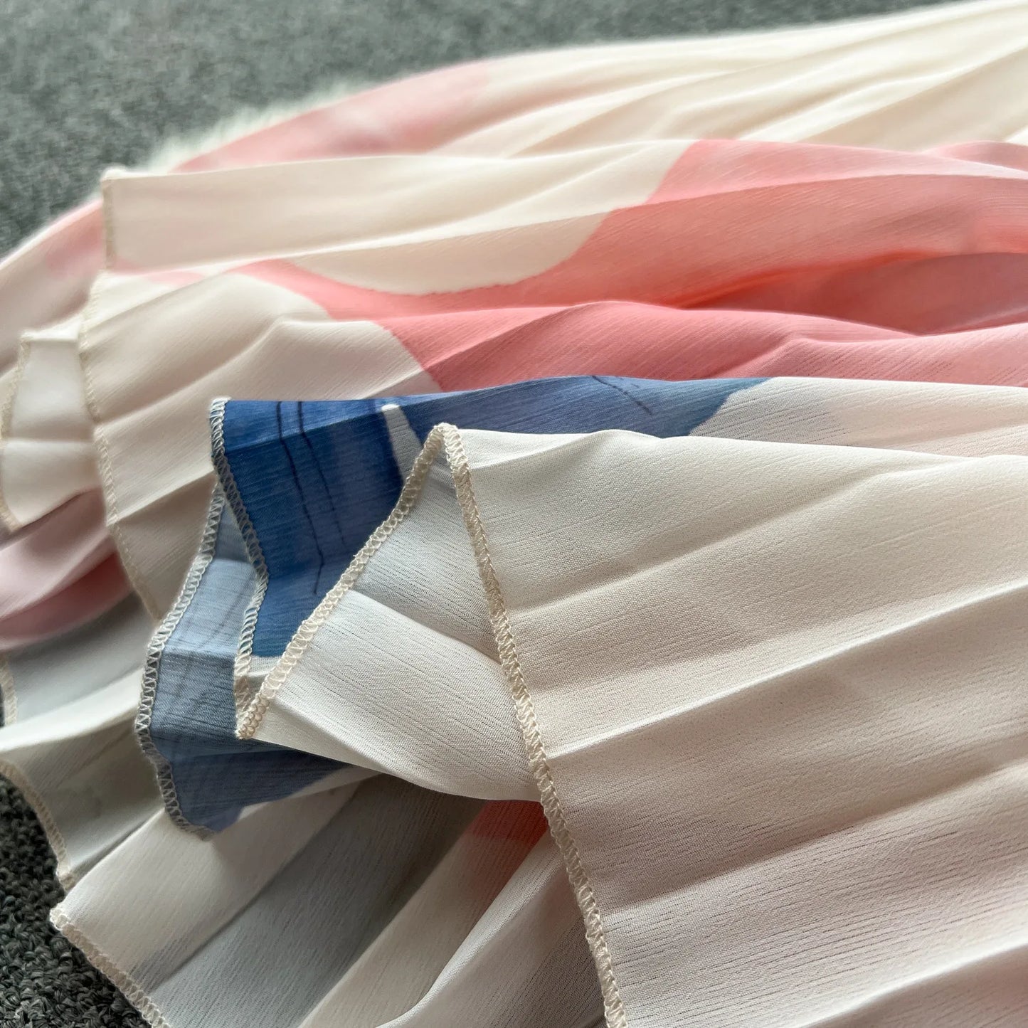 Summer Contrast Color Miyake 2 Pieces Set Women's Short Sleeve High Stretch Pullover Shirt Top+Long Pleated Chiffon Skirt Suit