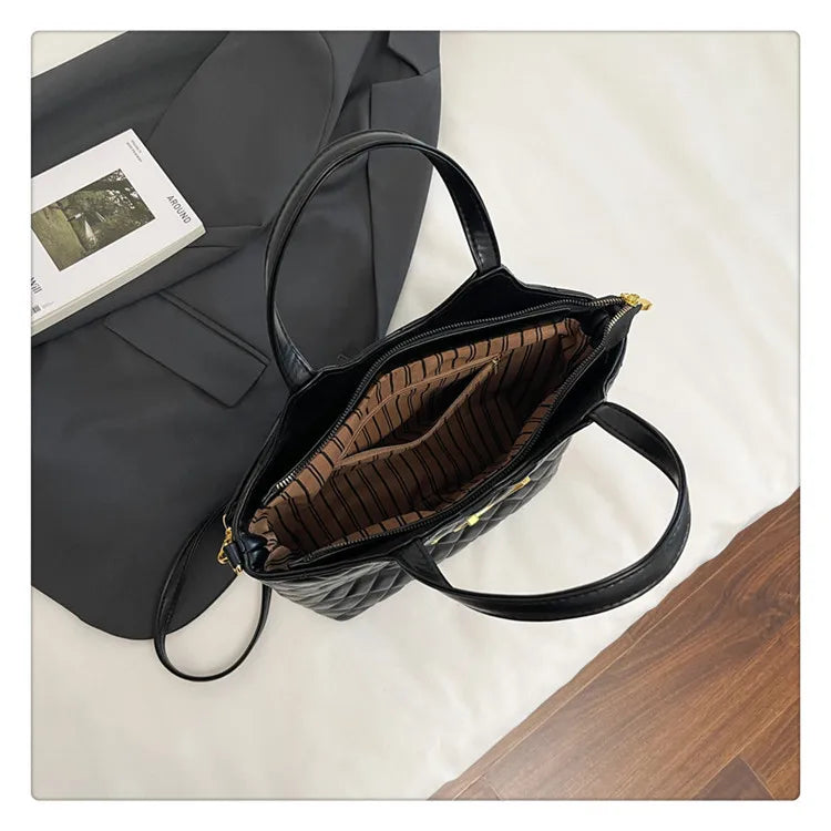 2025 Spring New Style Large Women's Bags, Letter-patterned Large-capacity Tote Bags, Underarm Bags, Fashionable and Versatile