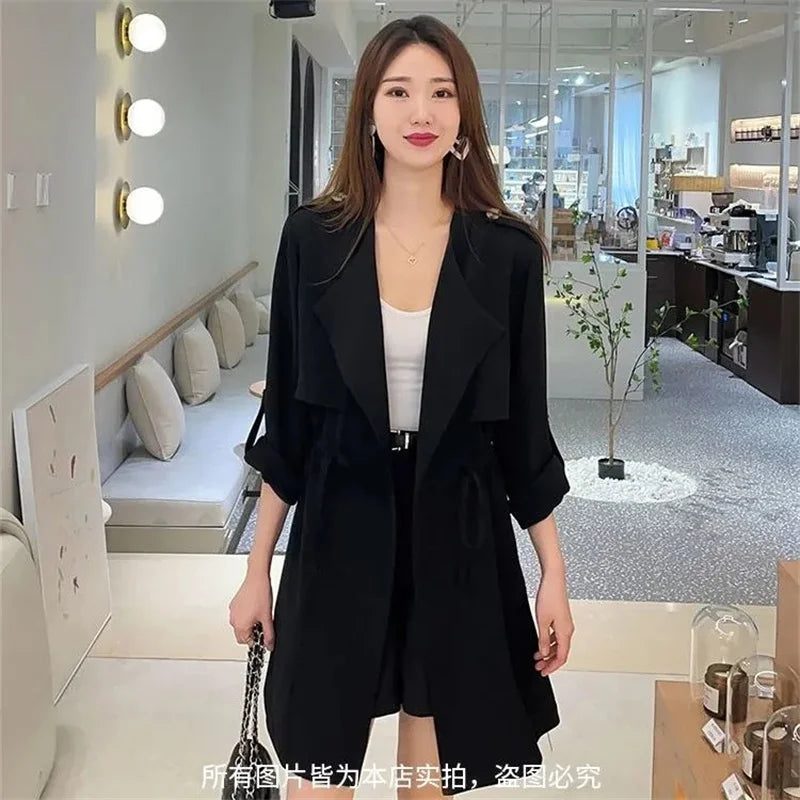 Autumn Windbreaker New Women's Thin Coat Korean Version 2023 Single-Layer Fashion Drawstring Slim Trench Coat Top with 3/4 Sleev