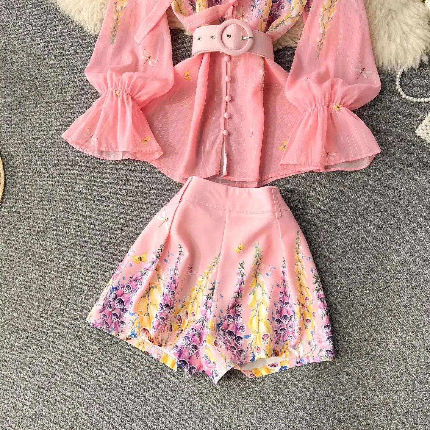 Women's Outfits Bright Silk Chiffon Shirt Blouse Top + Belt Shorts Two Piece Sets Summer Holidays Lavender Flower Shorts Suit