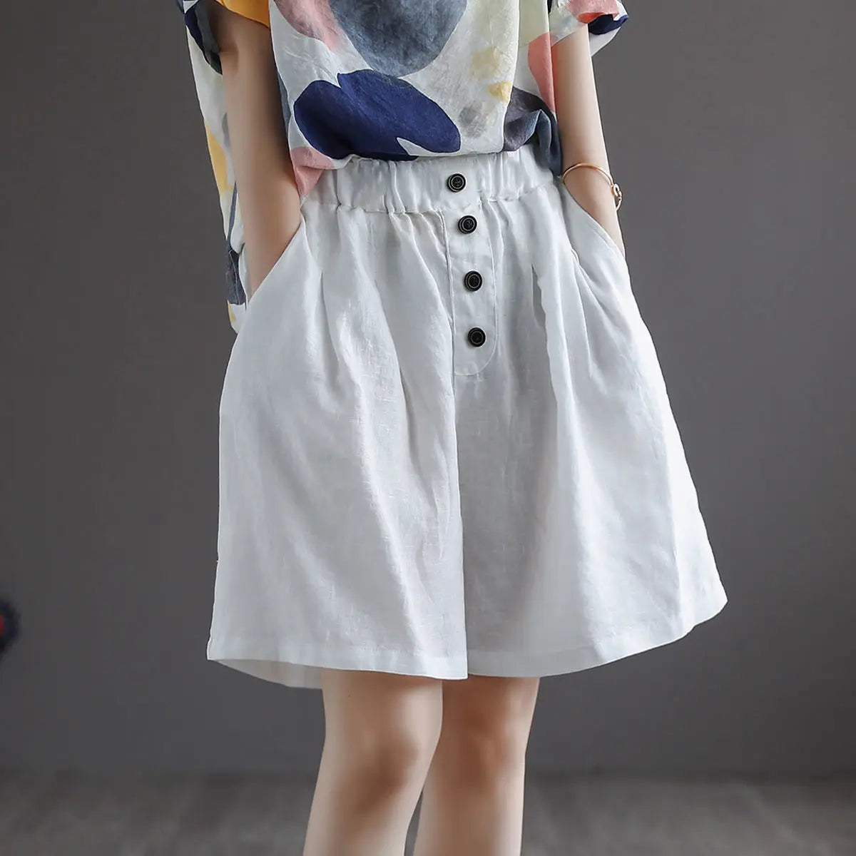 Short Pants Woman Bermuda with Waist Pocket Knee Length Mid Cotton Half Shorts for Women Elastic Linen Trend 2025 Kpop Wholesale